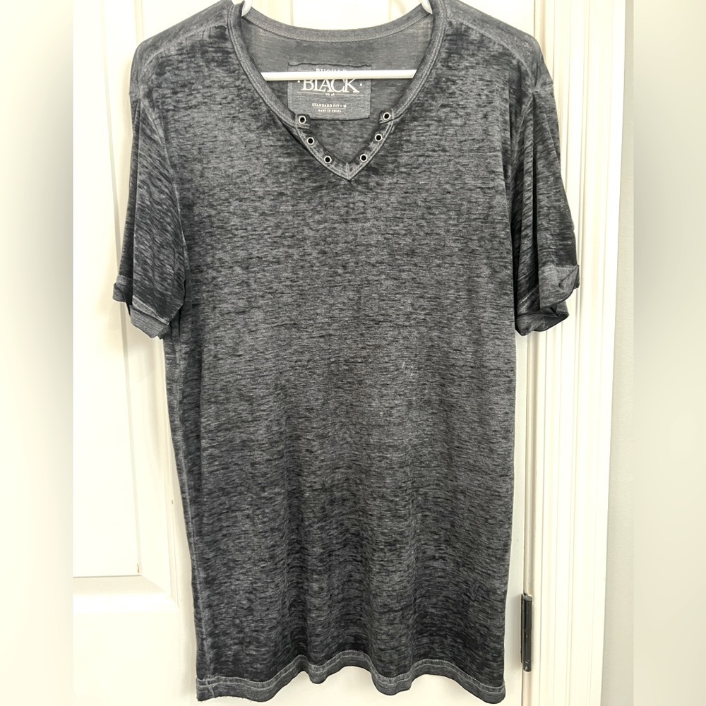 Soft thin Buckle Black Men’s shirt in medium.  Worn maybe once.